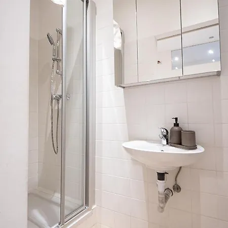 Modern And Lovely Apartment Next To Subway Station Vienne Extérieur photo