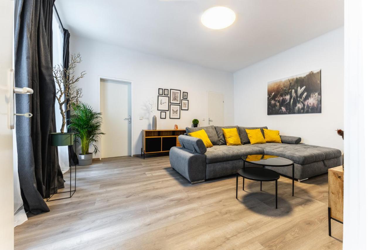 Modern And Lovely Next To Subway Station Appartement Vienne