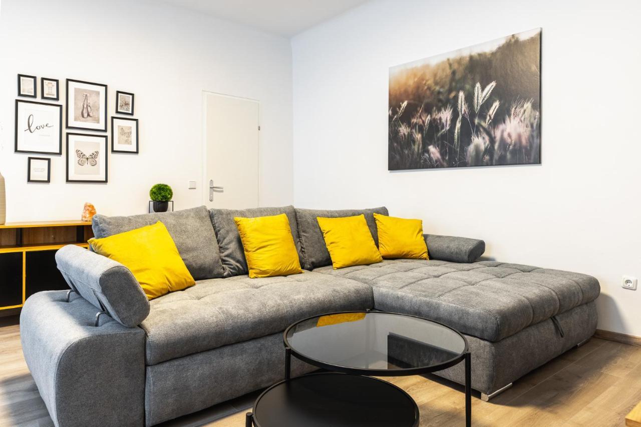 Modern And Lovely Next To Subway Station * Vienne